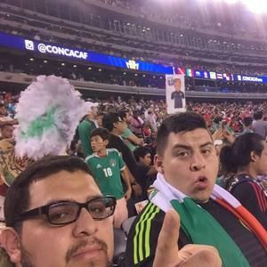 Meet your Posher, Lupe